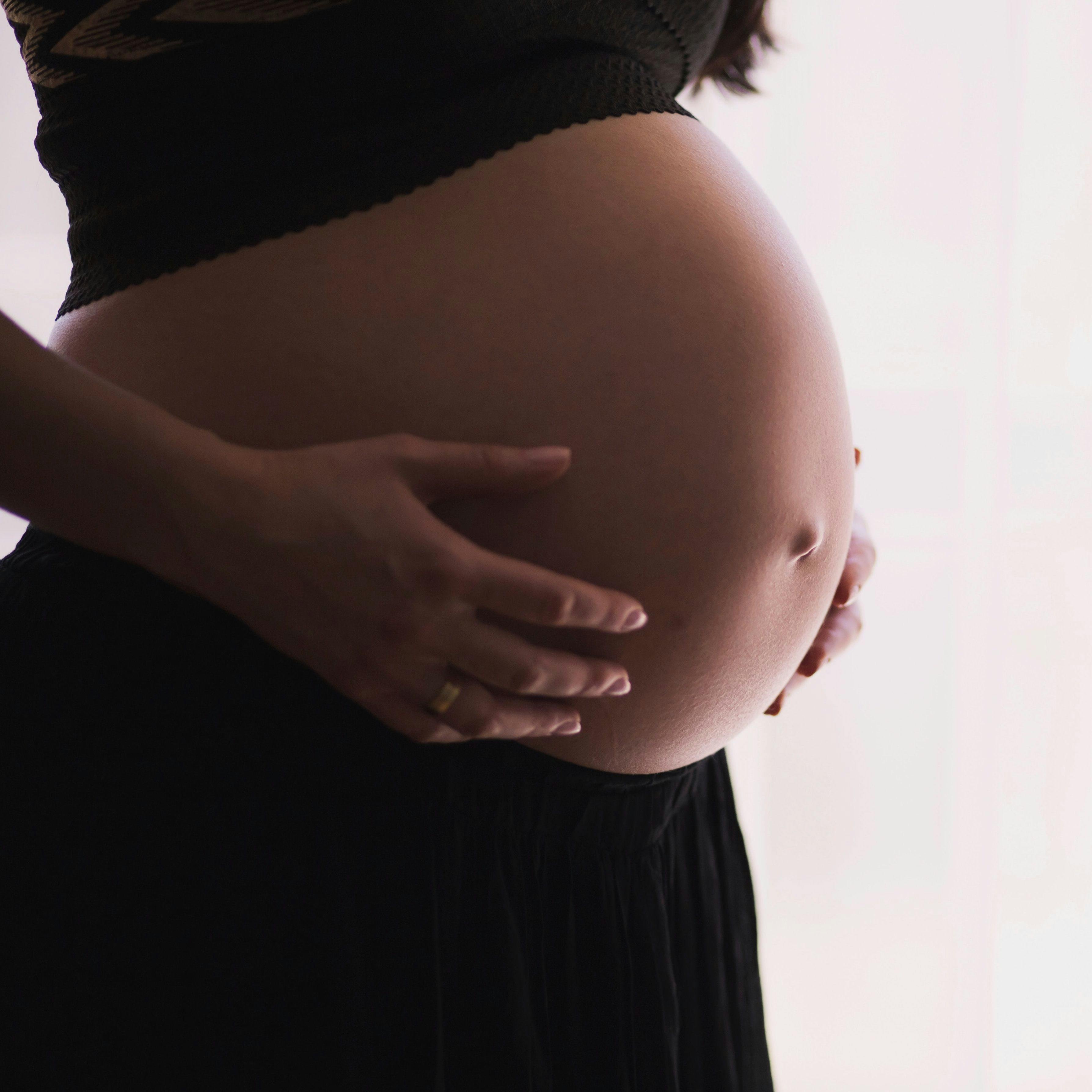 Lower Maternal Hemoglobin Concentration Linked to Faster Fetal Growth, Larger Birth Weight