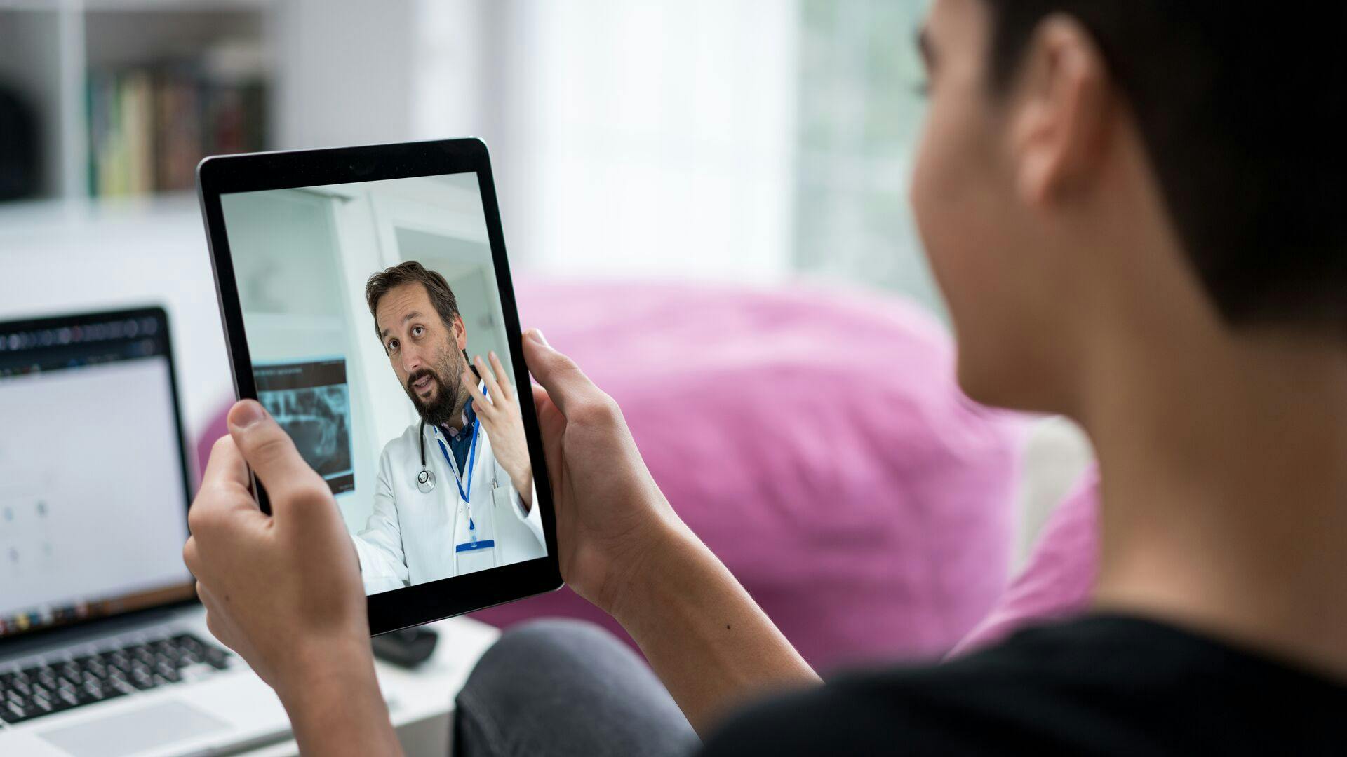 Telemedicine Reviews Varied Among Patients With Psoriatic Arthritis 