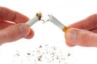 Nicotine Withdrawal Weakens Brain Interconnectivity while Quitting Smoking
